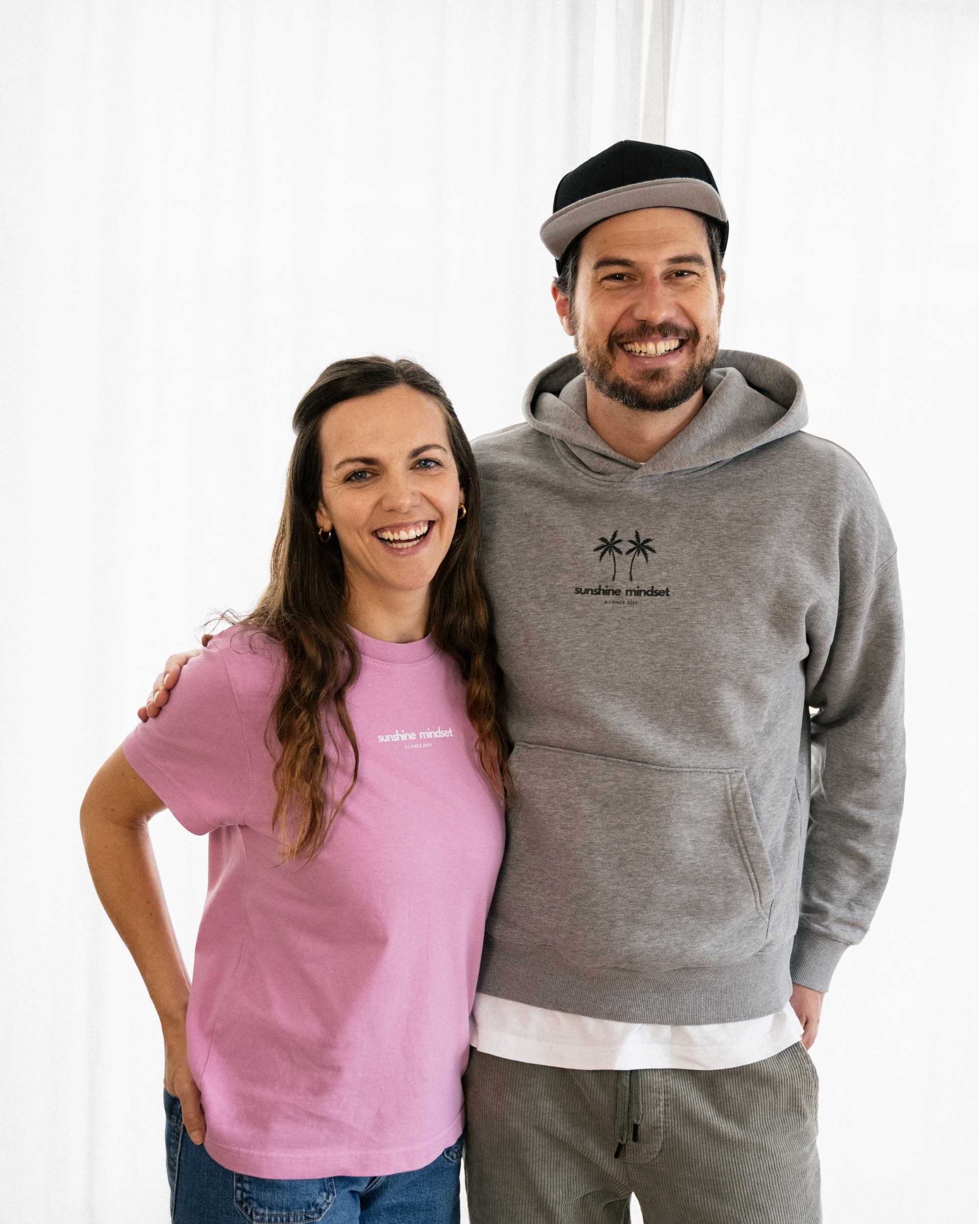 T Shirt - Unisex bubble pink "sunshine mindset" relaxed fit